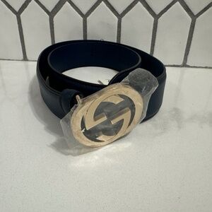 GUCCI navy interlocking G belt